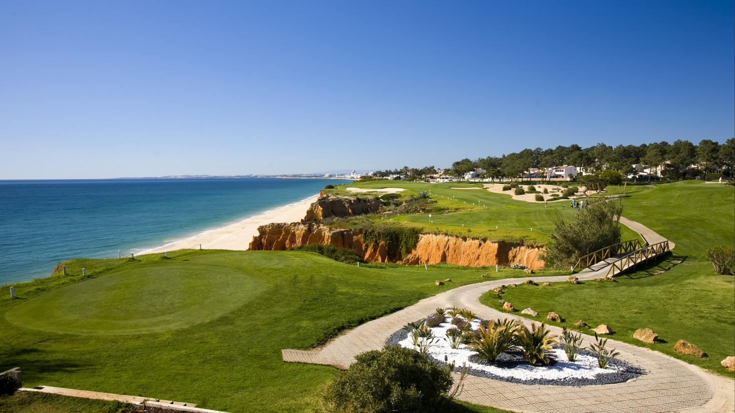 Vale Do Lobo