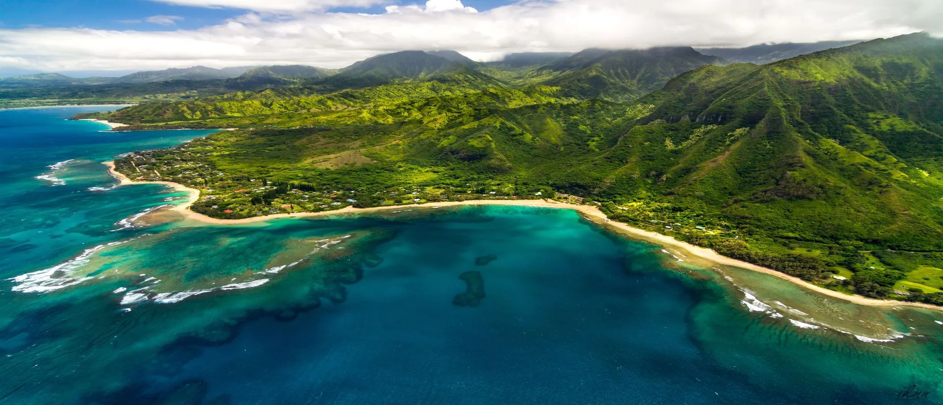 Paesaggio naturale hawaiano