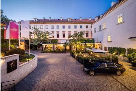 Mandarin Oriental, Praga 5*